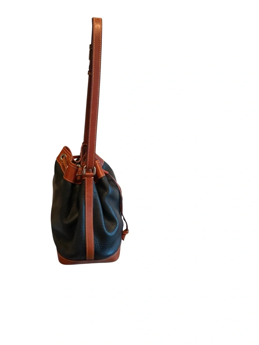 Vtg Dooney & Bourke Black Pebbled Leather Drawstring Bucket Bag Shoulder Purse